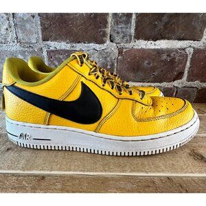 Nike Air Force 1 NBA 2017 Low Top Leather Yellow Sneaks US 8 (823511-701)
